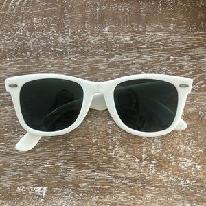 Vintage white Ray-ban Wayfarer
